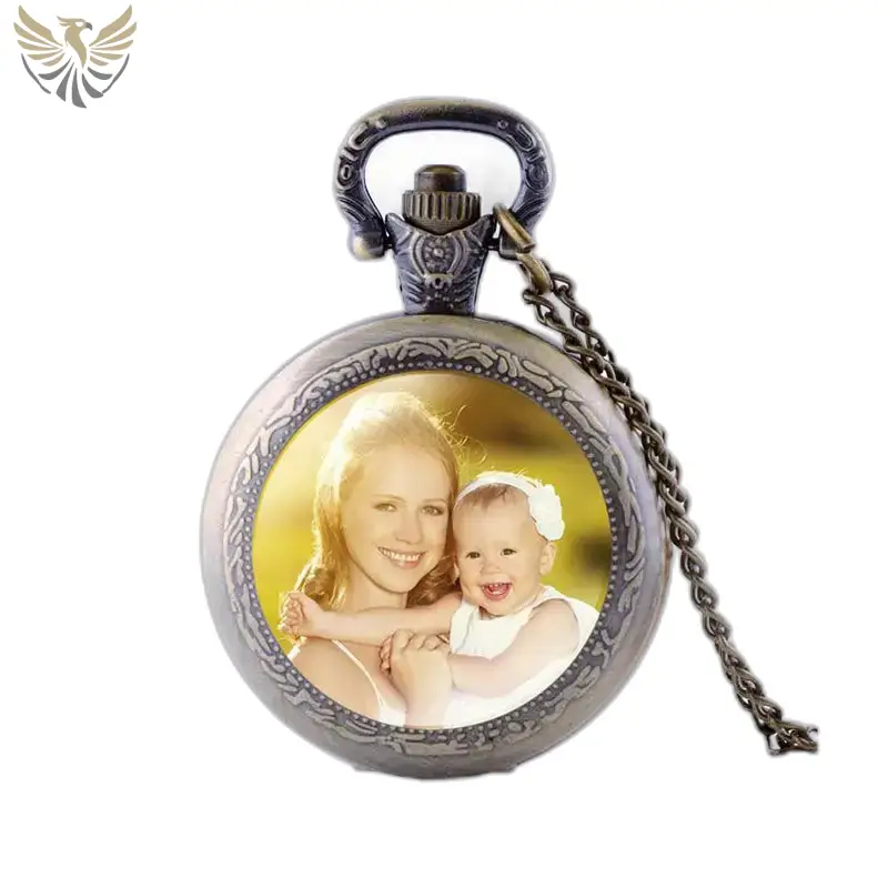 Montre Collier Personnalisable élégante pour Lui avec photo de mère et enfant