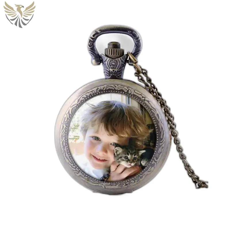 Montre Collier Personnalisable élégante avec photo d’un enfant et d’un chat