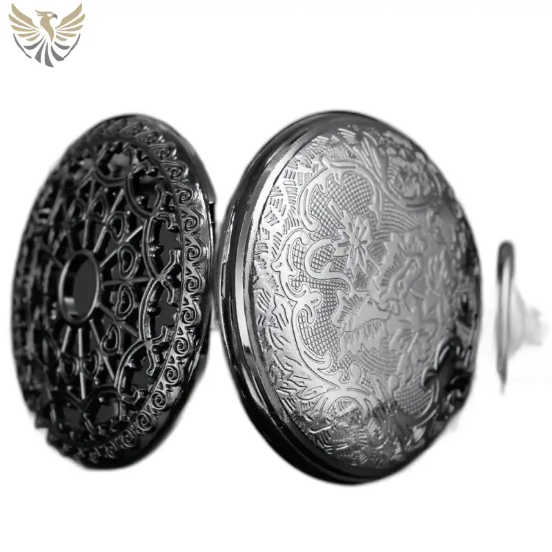 Montre Collier Quartz Noir Femme Steampunk avec un élégant pocket watch ouvert
