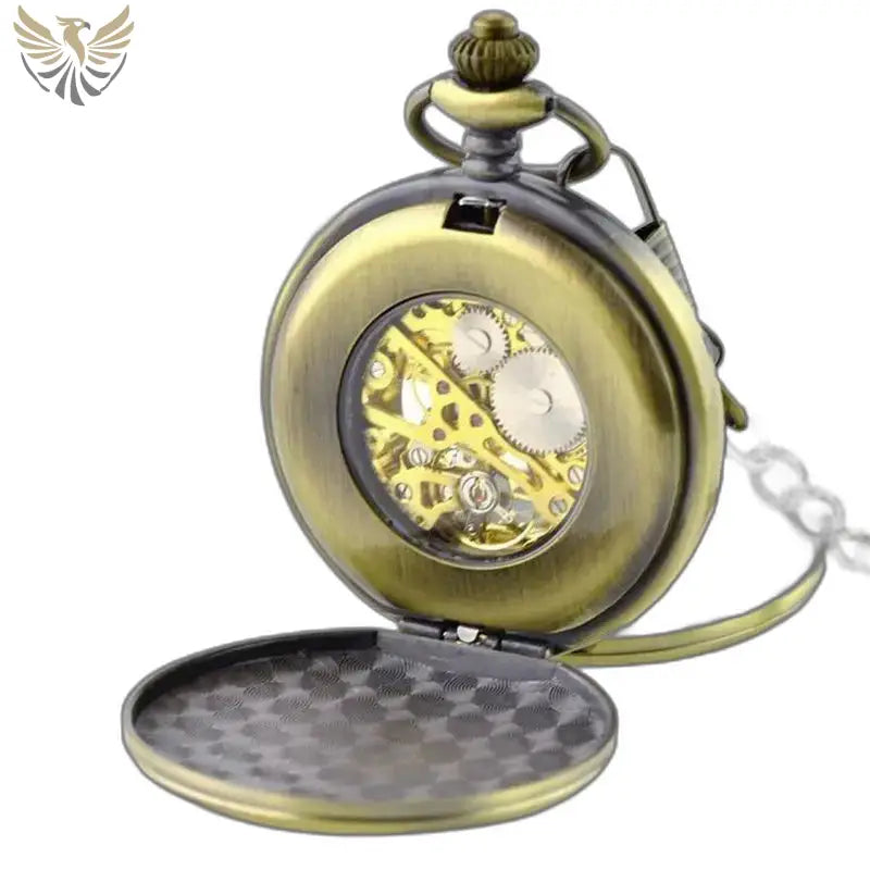 Montre Gousset Mécanique Luxe Noir Or avec une chaîne dorée et un cadran ouvert en bronze