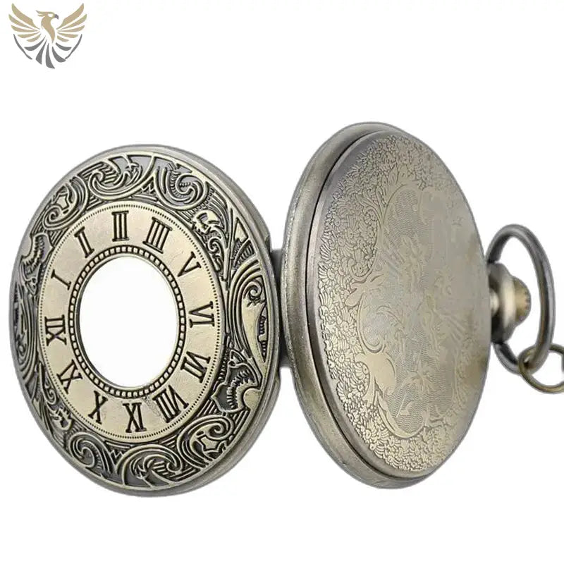 Montre Pendentif Ancienne Femme Argent Coeur avec un motif détaillé en argent