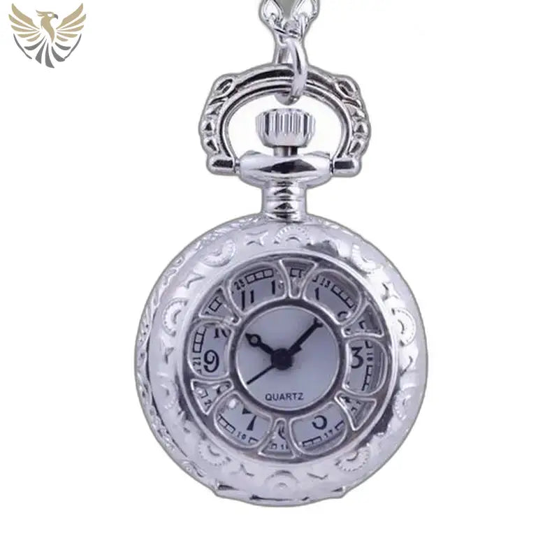 Montre Pendentif Argent Chic Femme avec un élégant pendentif argent et style intemporel