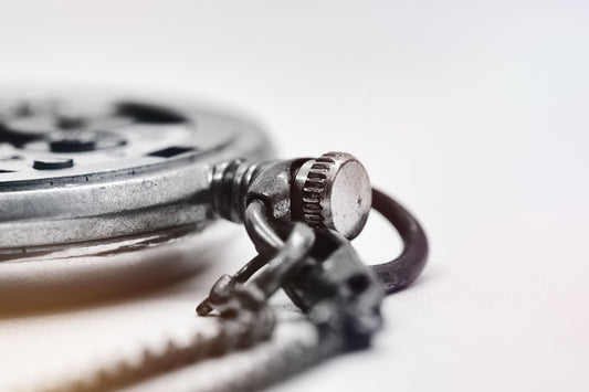 Pourquoi chaque homme montre a gousset dans son ADN style