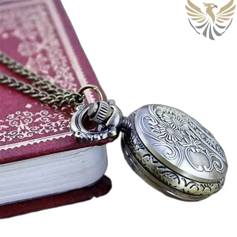 Montre Pendentif Libellule élégante pour Collier